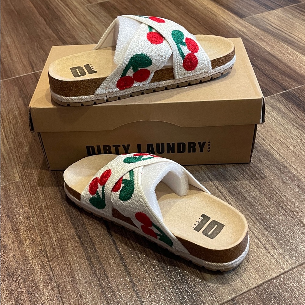 NWT Dirty Laundry Tacoma Sandal - Picture 2 of 2